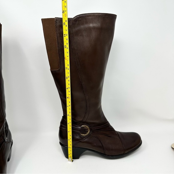 Clarks Bendables Brown Leather Zip Calf Under the Knee High Boots Size 9 - Picture 9 of 12